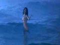 Salma Hayek desnuda en la playa