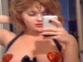 Pilladas las fotos caseras de la modelo Renee Olstead