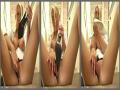 Se masturba con sus tacones